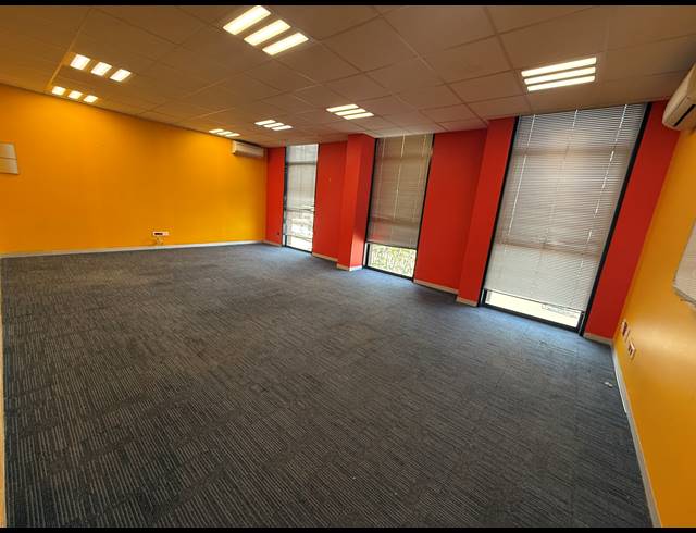 310M² OFFICE TO LET IN ROSEBANK